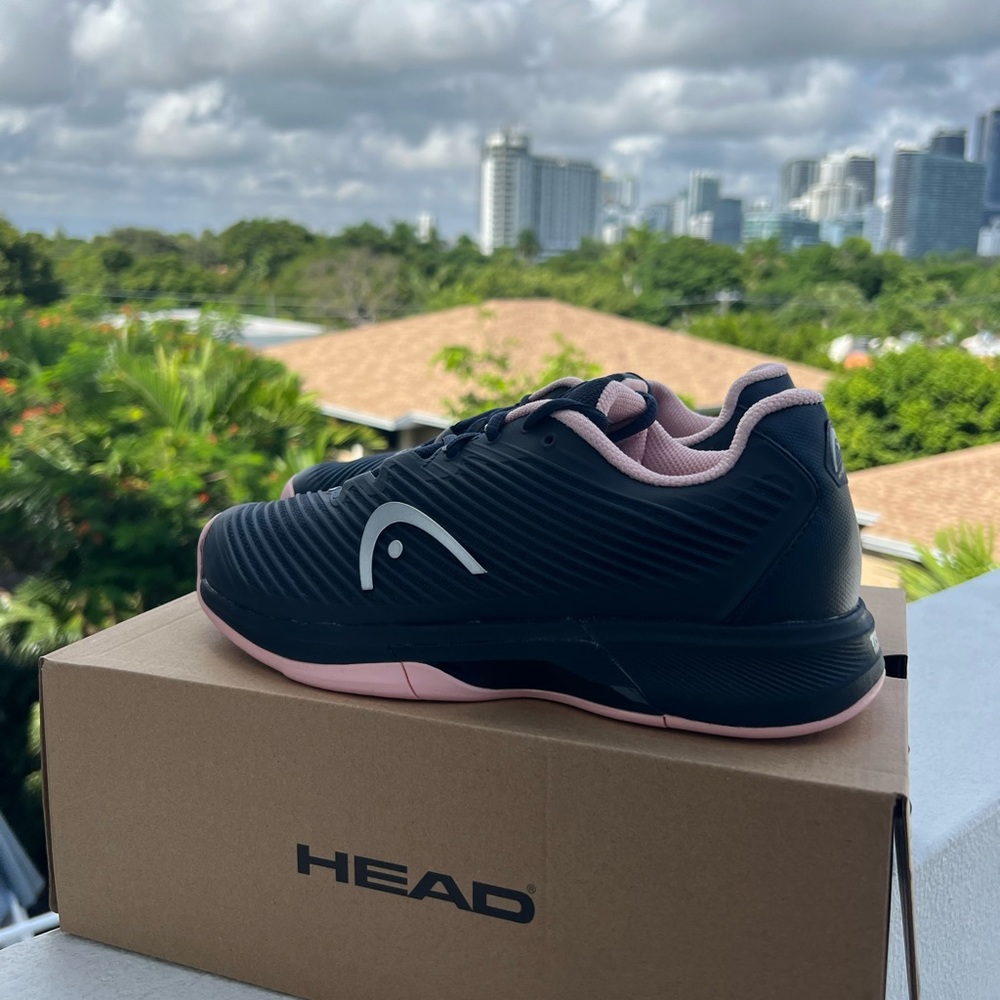HEAD REVOLT PRO 4.0 WOMEN TENNIS SHOES, SIZE US 8.5